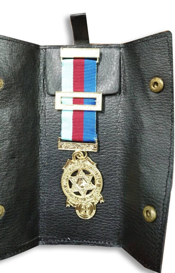 Royal Arch Breast Jewel for District Officers